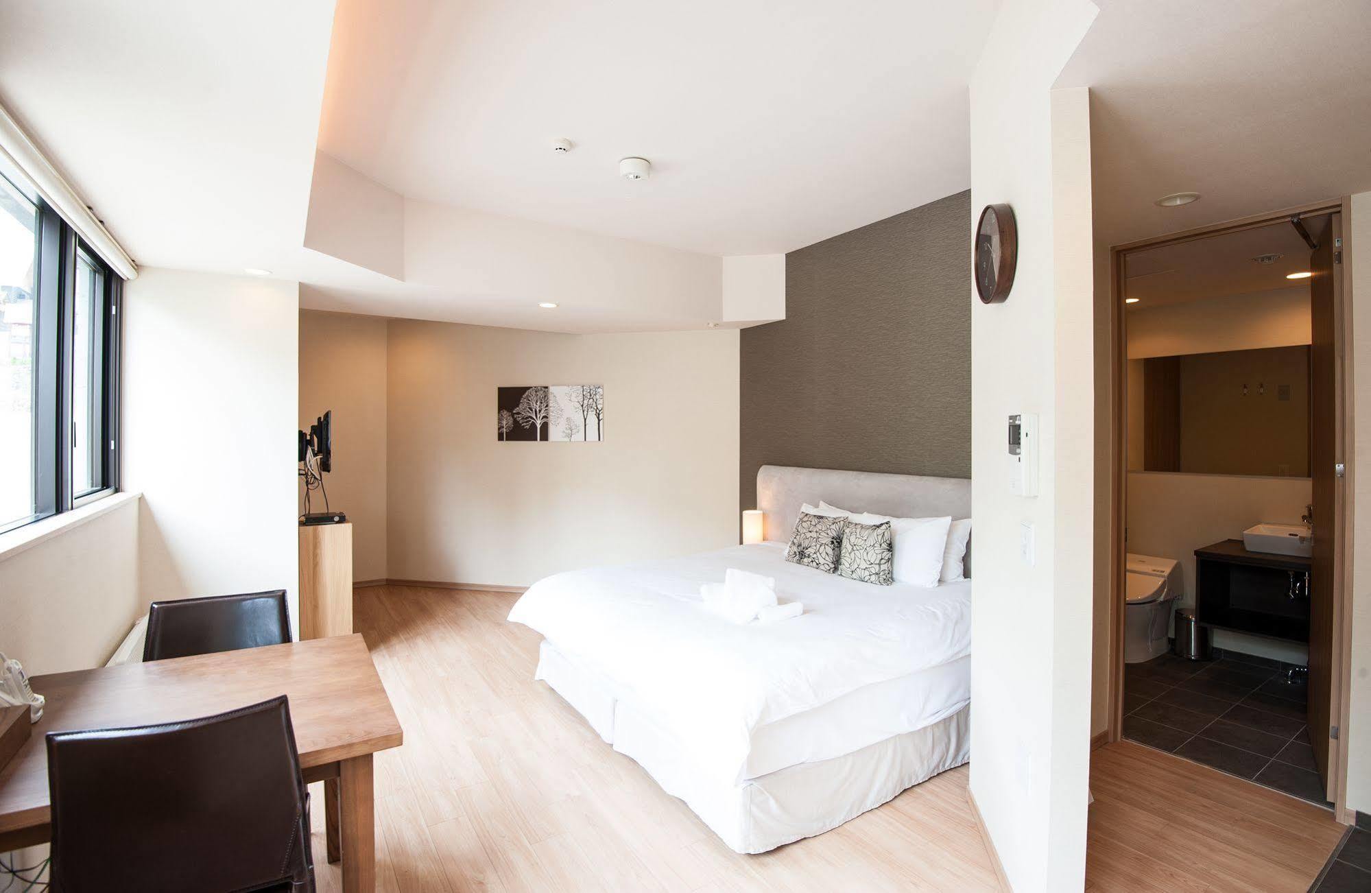 Akazora Hotel Kucsan Kültér fotó
